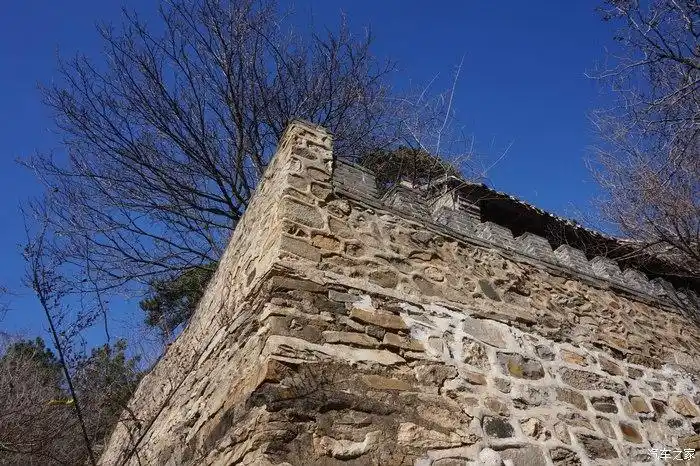 初春自驾游辽宁义县老爷岭