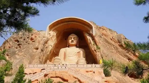 在中国的西北边陲,有一座古老而神秘的山峰,名为须弥山.