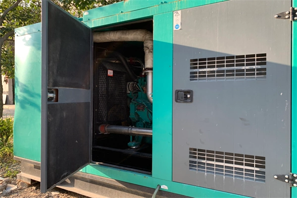 柴油发电机如何进行蓄电池充电?