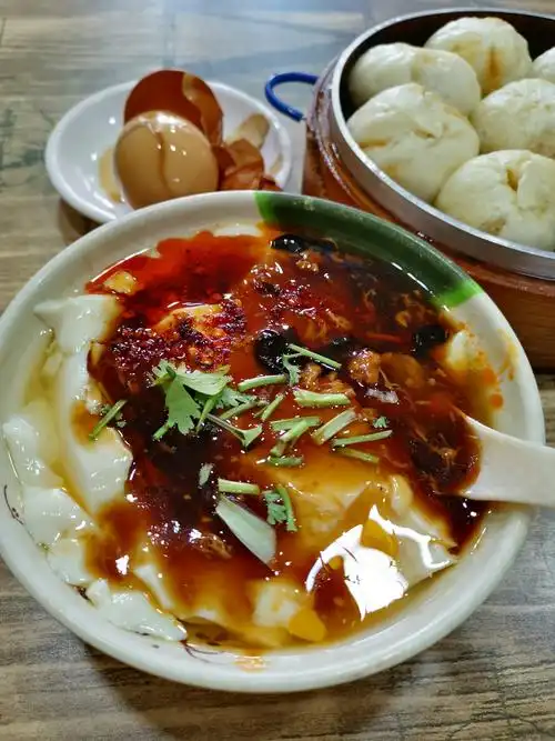 [樱花季的甜品]自创的樱花豆腐脑,各位大佬看看有没有啥改进的地方