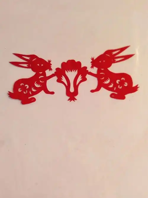 对称小兔子剪纸图(附底稿)