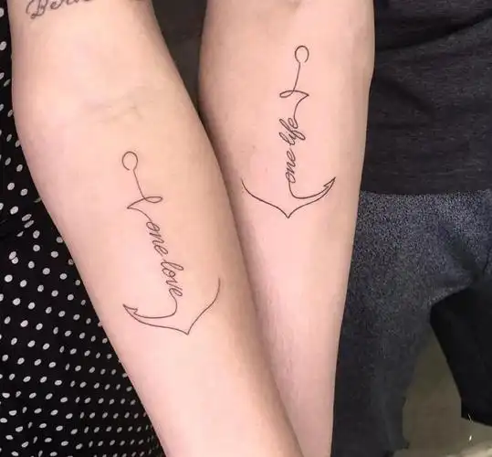 很有意义的4张情侣手臂纹身图案手臂纹身