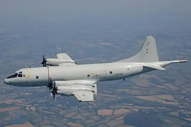 4 我要分享 p-3c型反潜巡逻机是美国洛克希德马丁