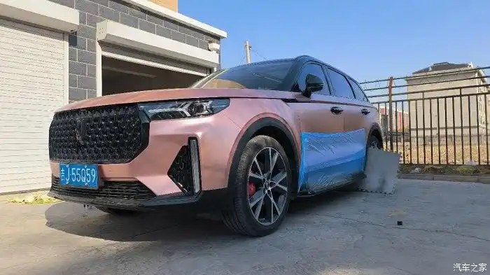 改装达人上线,用车分享之完美黑化喷涂脚踏板全过程(技术贴)_奔腾t99