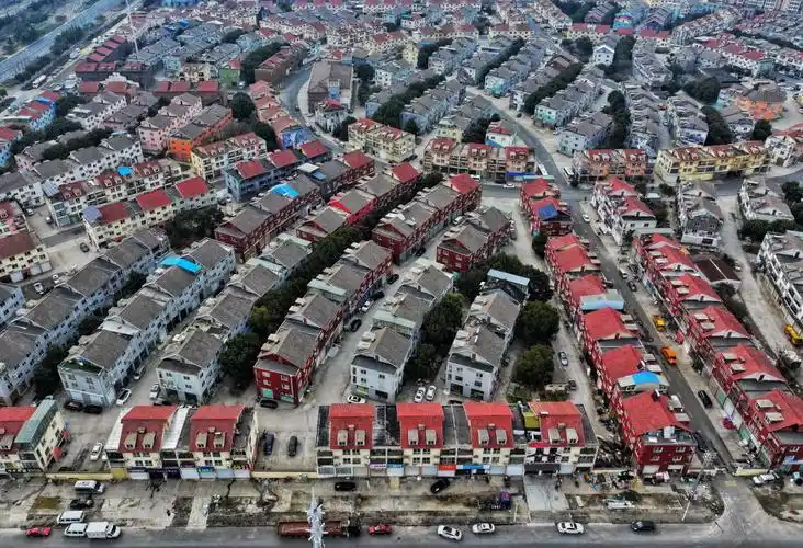 走进南京六合画家村 仿佛进入艺术殿堂_腾讯新闻