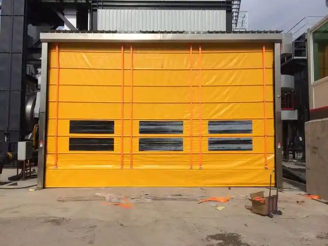 深圳快速堆积门定制