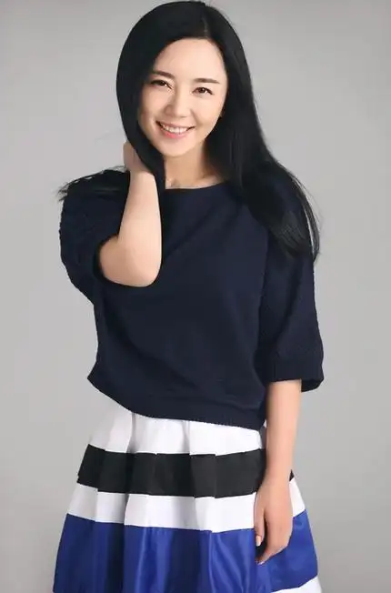 魏新雨(中国内地女歌手)_石塘网