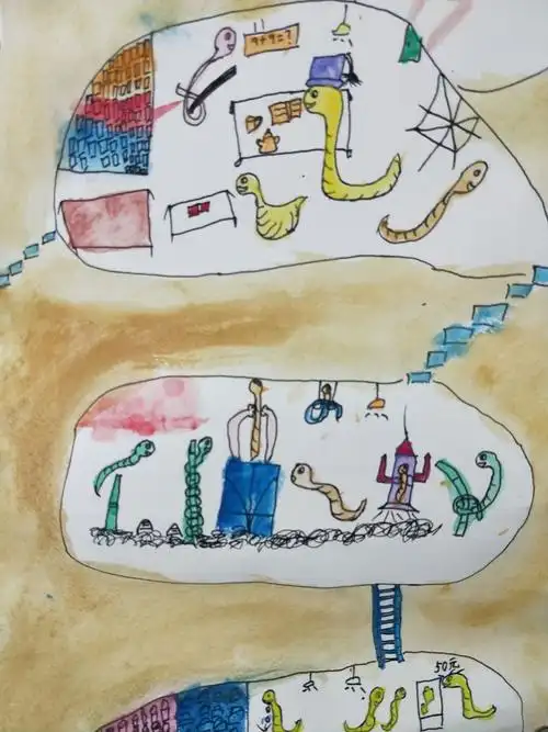上午班小学段绘画主题《蚯蚓的家》