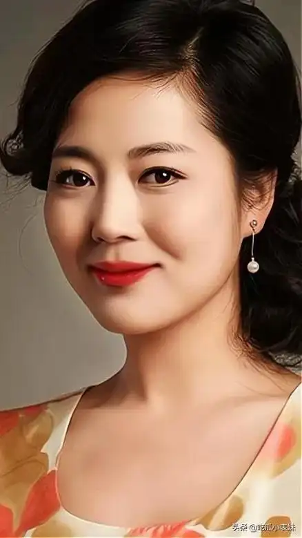 王茜华银幕上的农村剧一姐饱满身材你喜欢吗