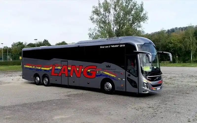 顶级长途客车德国媒体试驾沃尔沃9900