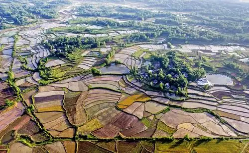 随县均川富家棚村