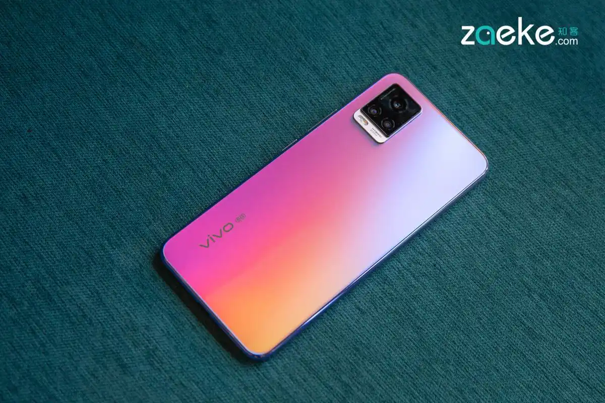 刷新5g智能手机最薄极限的vivos7还有非凡的自拍实力