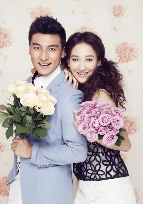 曾泳醍贺刚情侣写真海归男女甜蜜爱恋