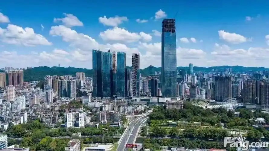 碧桂园贵阳中心好不好置业顾问从项目现场发回新鲜组图