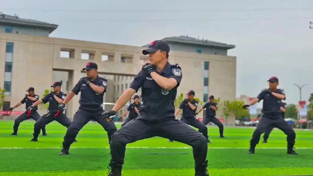 平安区公安局特巡警大队在全市公安机关特巡警跨区域拉动演练暨技能