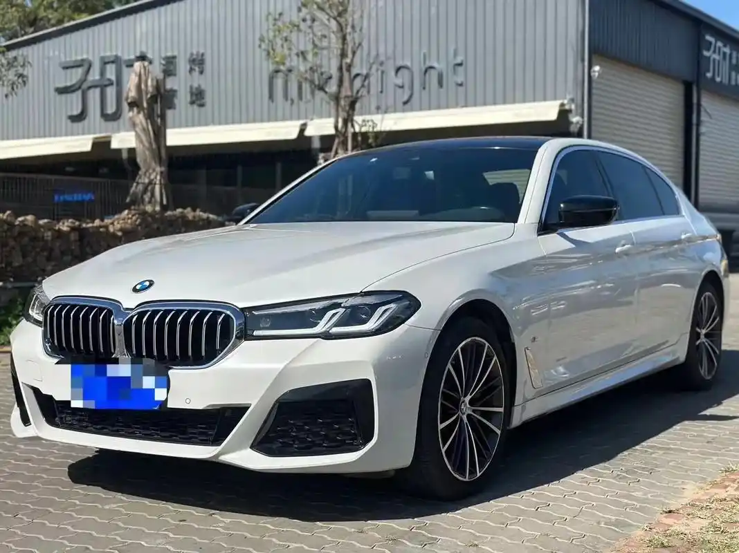 2021年21款宝马530li领先m运动