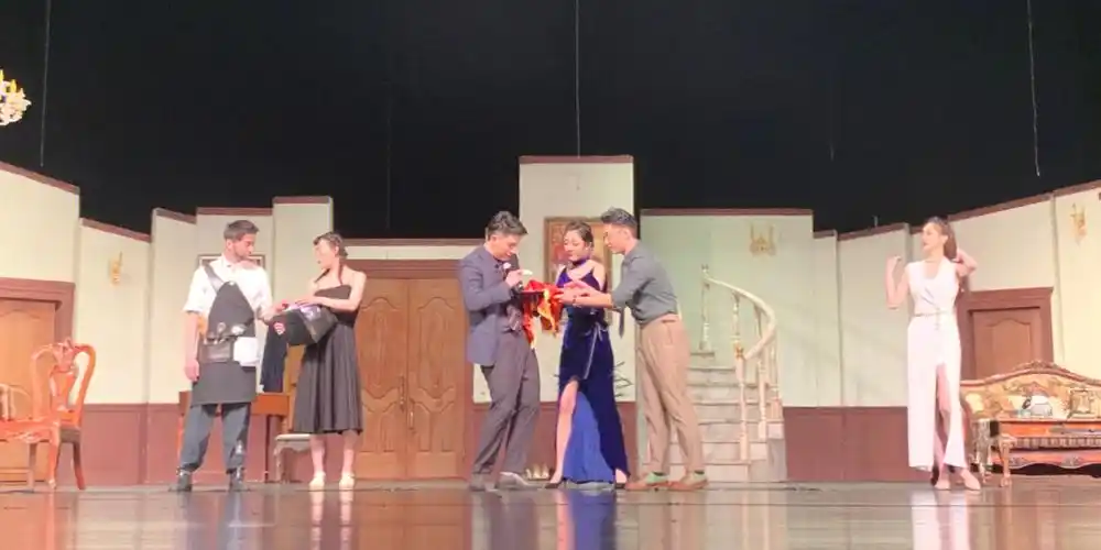 百老汇舞台剧开心晚宴合肥大剧院