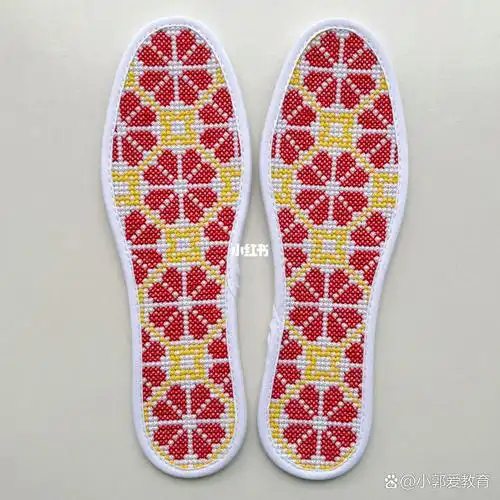十字绣鞋垫|几何花形 十字绣鞋垫|几何花形