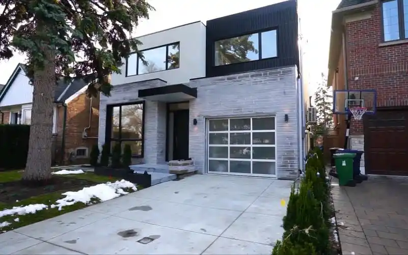 国外二层简约农村自建房别墅欣赏