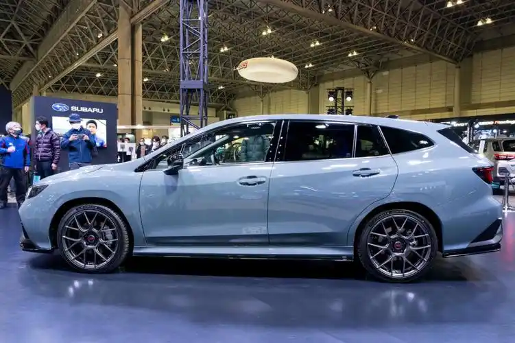 斯巴鲁levorg sti亮相,配2.4t水平对置发动机,造型很特别