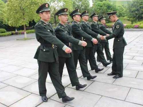 上课啦一起上军校学员的开学第一课