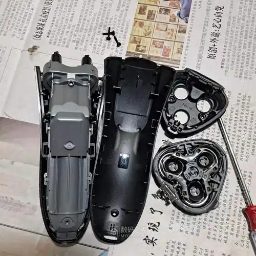 飞利浦剃须刀拆解philipspt730