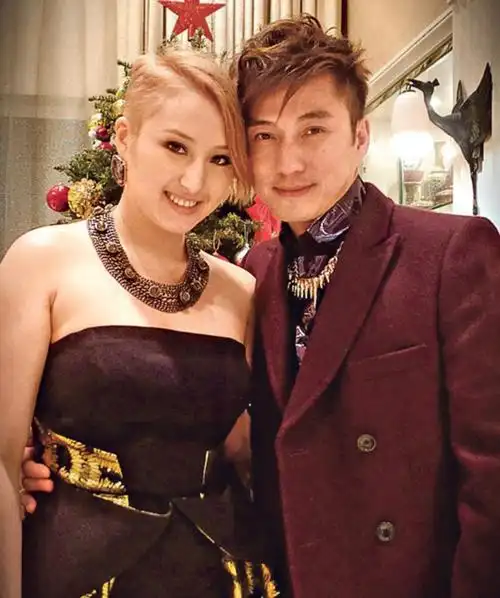 tvb小生陈山聪宣布11月迎娶圈外女友未婚妻apple旺夫得人心