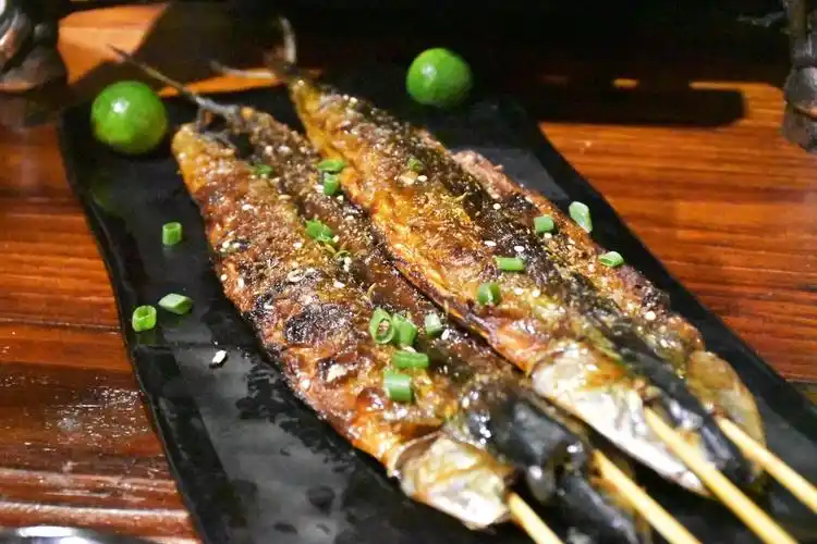 寂寞无敌秋刀鱼秋刀鱼的滋味猫和你都想了解原来是寂寞的味道烤郭大虾