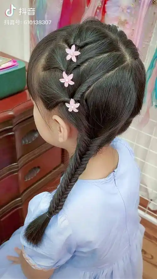 鱼骨辫这样扎也太好看了吧儿童编发编发教程创作灵感上热门