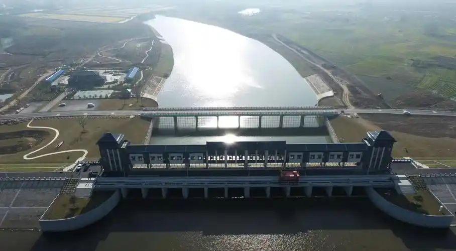 江巷水库枢纽工程位于定远县西南连江镇境内,是《淮河流域综合规划》