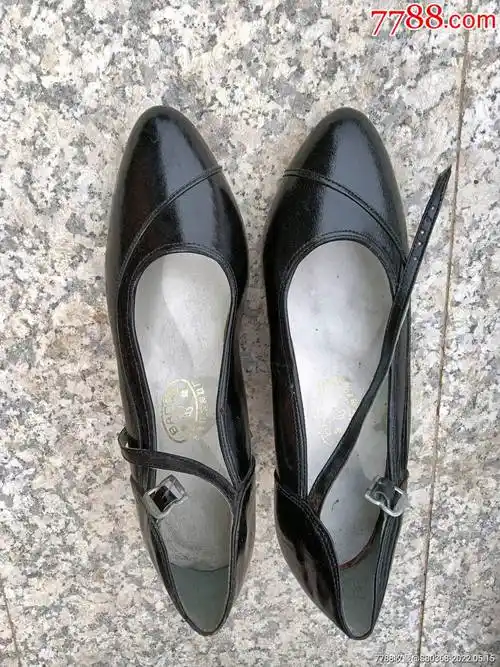 八十年代女皮鞋