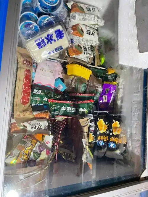 5吧,一块的麻酱 星期86615 神马菠萝贼好吃五毛钱的雪碧冰 德氏小