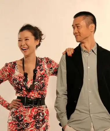 柯蓝吐槽明星八卦_同居9年,黄志忠:我们结婚吧,柯兰:如果你想嫁给我