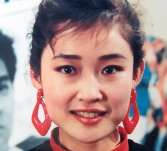 离世3年后,才知道无儿无女的谢园,为何弥留之际坚决不办葬礼!