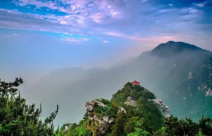 香炉峰绝知多少,到此一游全知晓