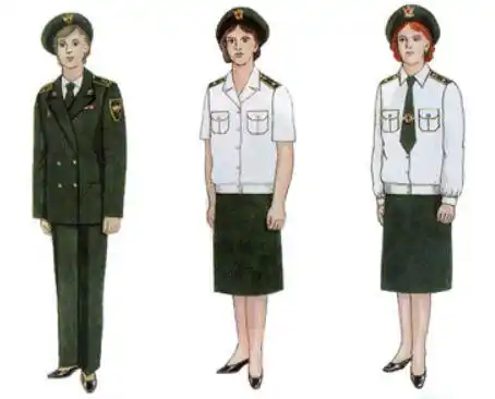 图解俄罗斯税务警察制服冬夏两季品种多女警裙装配马靴很威武