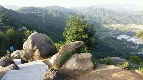 行走深圳: 凤凰山国家矿山公园!