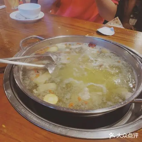 周记药膳鸡锅(怀远店)图片