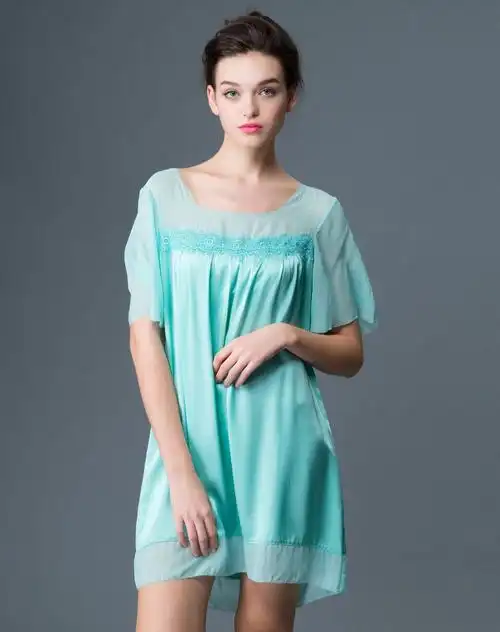 达尔丽女款淡青色桑蚕丝短袖睡裙