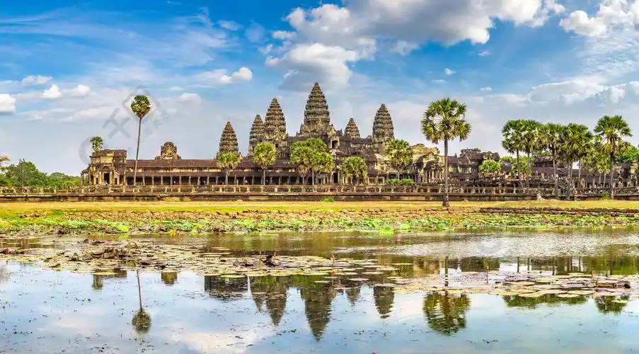 柬埔寨暹粒吴哥窟全景