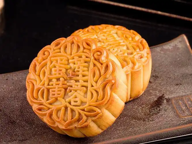 中秋节选月饼,买这5种馅料准没错,工艺传统,口感酥脆甜而不腻