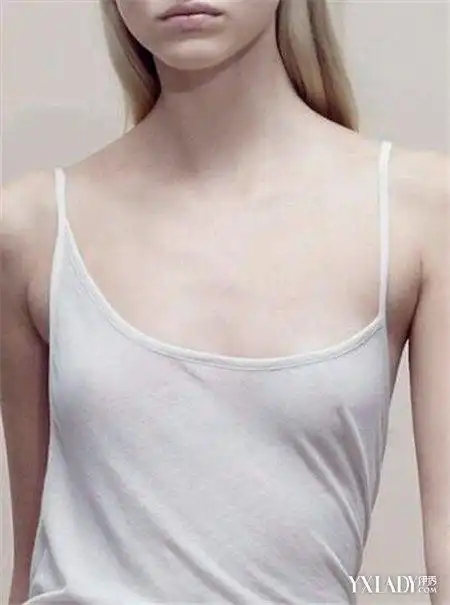 平胸也有平胸的美_少女平胸图片欣赏_伊秀美体网|yxlady