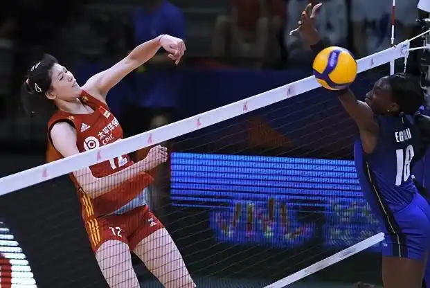 北京时间8月16号,根据《新民晚报》的报道,中国女子排球运动员王梦洁