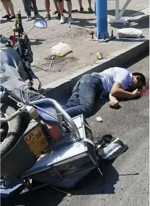 驾驶员|三轮车|摩托车_网易订阅