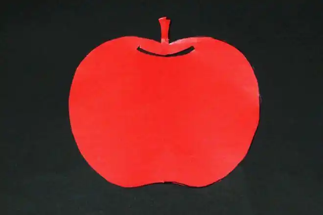 小班简单手工剪纸苹果步骤图解