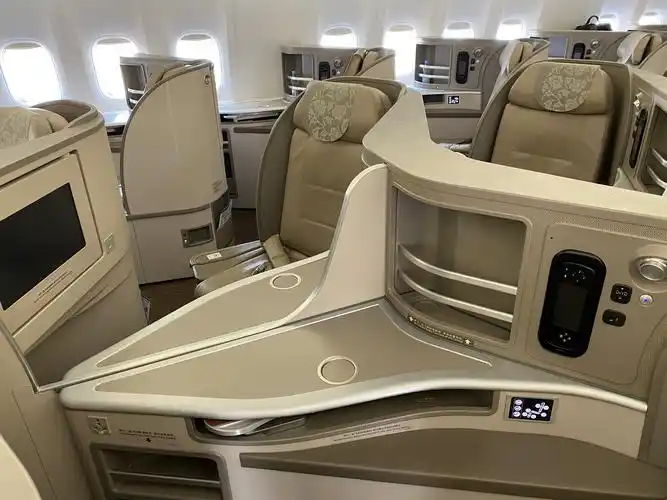 持续更新超帅的773捏09