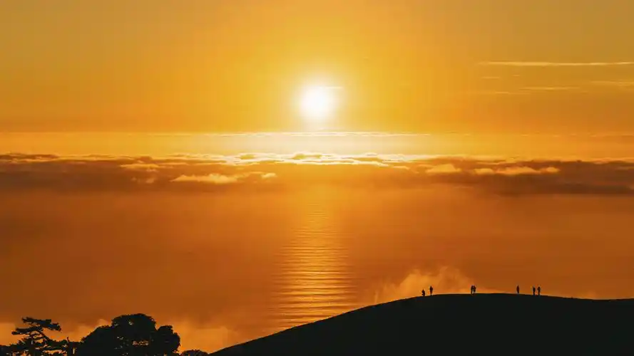 太阳升起来最美的风光,风景-回车桌面