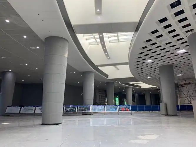 光谷广场综合体地下空间实拍