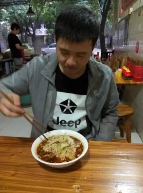 29岁小伙为了生儿子连续吃面条两个月他的理由让大家都笑了