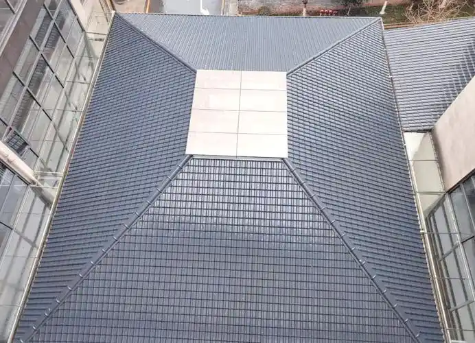 四坡水树脂瓦屋顶:耐用美观的建筑新选择